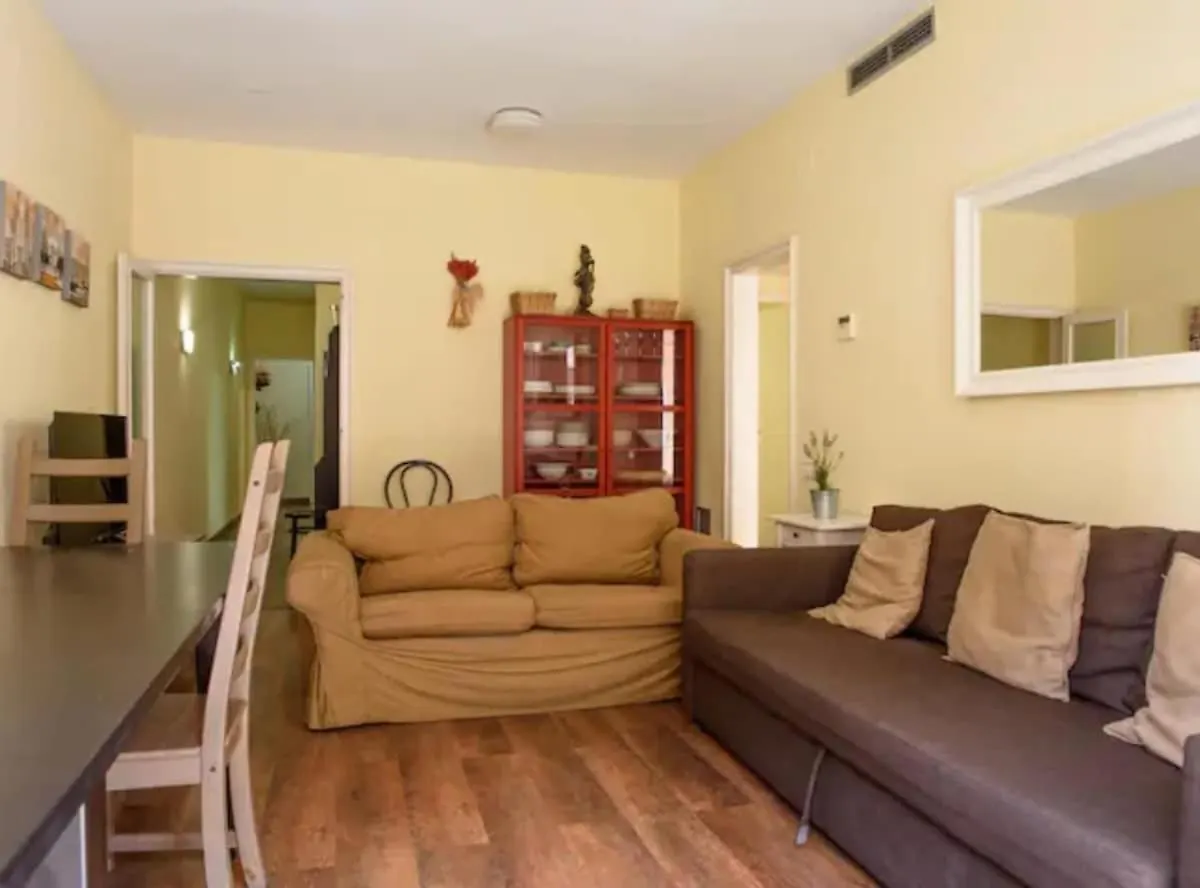 Lejlighed Ramblas Rentals Spacious & Design 4Br Flat With Balcony 15M Ramblas Barcelona