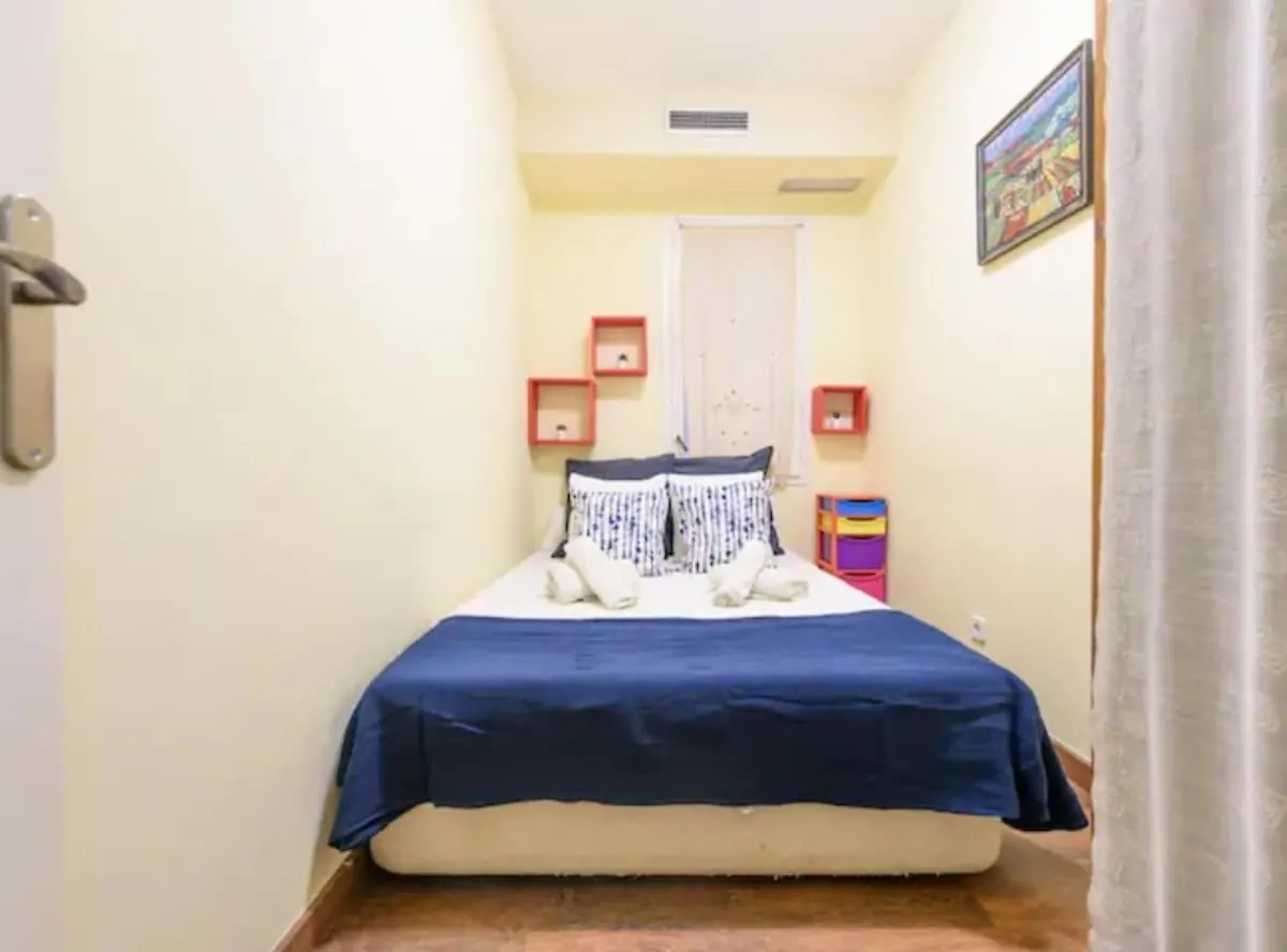 Ramblas Rentals Spacious & Design 4Br Flat With Balcony 15M Ramblas Barcelona