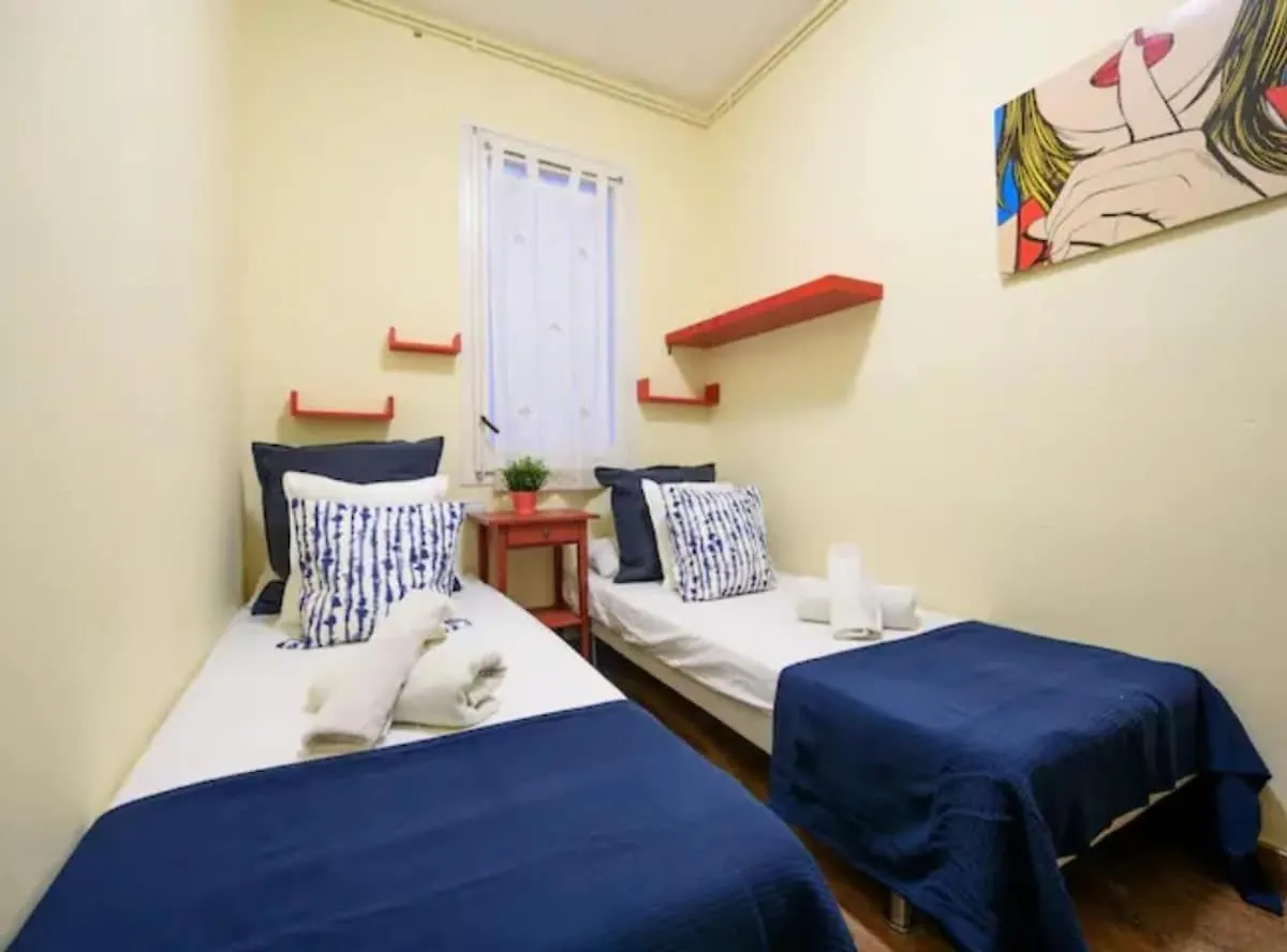 Apartment Ramblas Rentals Spacious & Design 4Br Flat With Balcony 15M Ramblas Barcelona