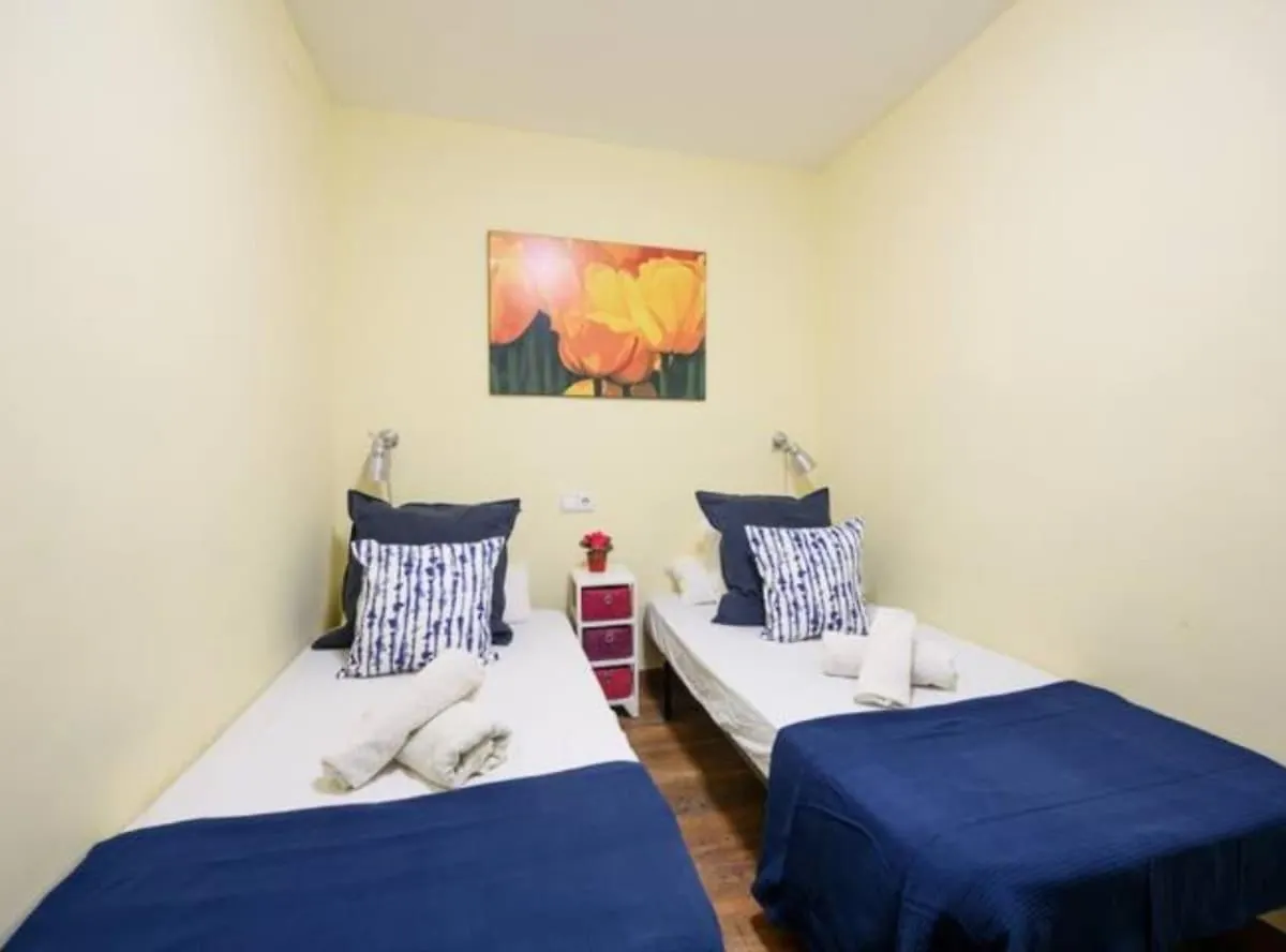 Apartment Ramblas Rentals Spacious & Design 4Br Flat With Balcony 15M Ramblas Barcelona