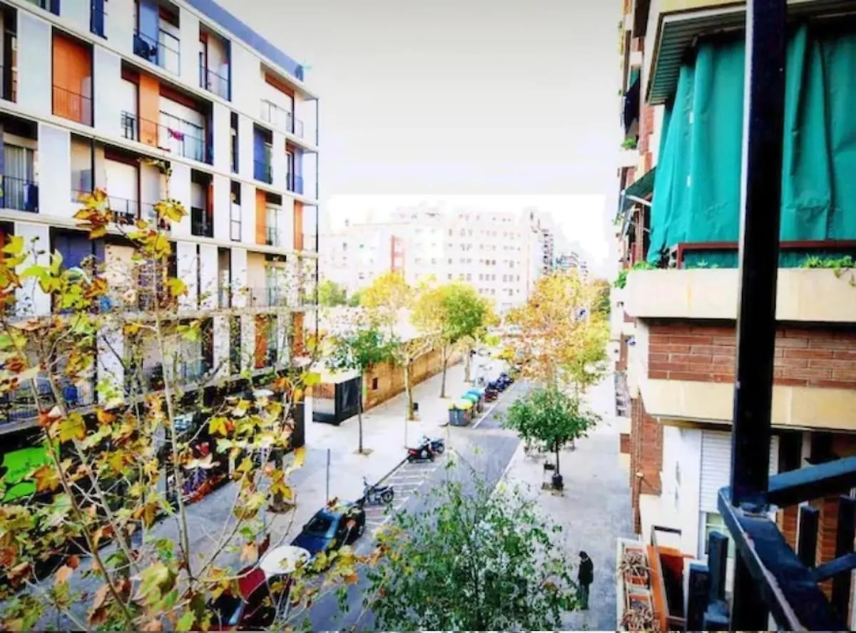 Ramblas Rentals Spacious & Design 4Br Flat With Balcony 15M Ramblas Barcelona